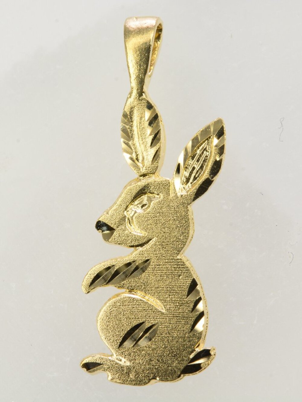 10k Vintage Diamond Cut Bunny